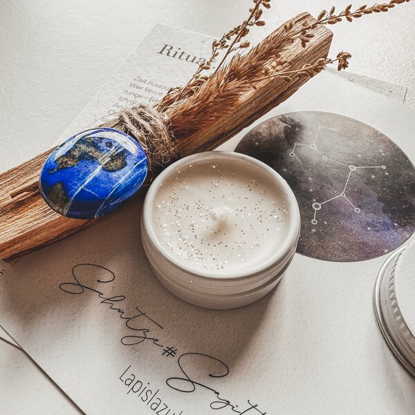 Ritual-Set Sch�tze: Lapislazuli, Palo Santo, Cosmos Card, Kerze und Ritualk�rtchen