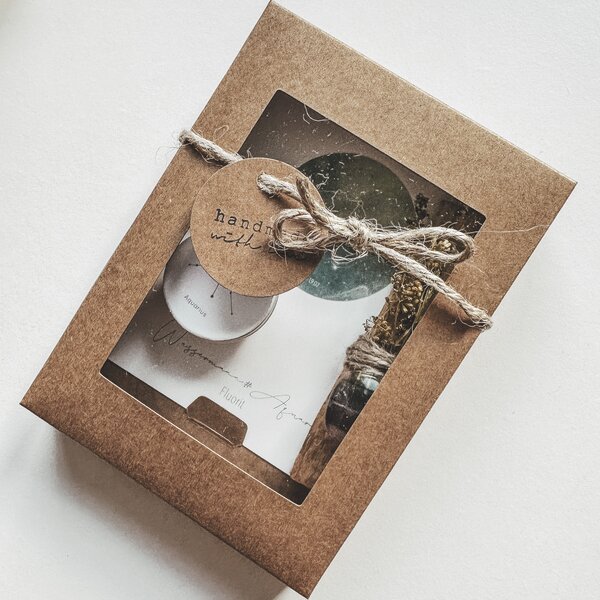 Ritual-Set Wassermann: Fluorit, Palo Santo, Cosmos Card, Kerze und Ritualk�rtchen
