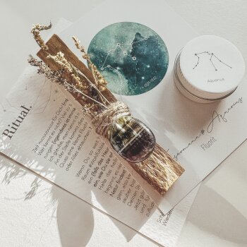 Ritual-Set Wassermann: Fluorit, Palo Santo, Cosmos Card, Kerze und Ritualkärtchen